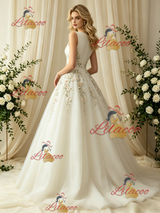 Tulle Scoop Neck Appliques Wedding Dress