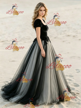 Black Tulle Puff Sleeve Appliques Wedding Dress