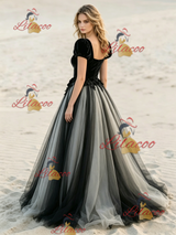 Black Tulle Puff Sleeve Appliques Wedding Dress