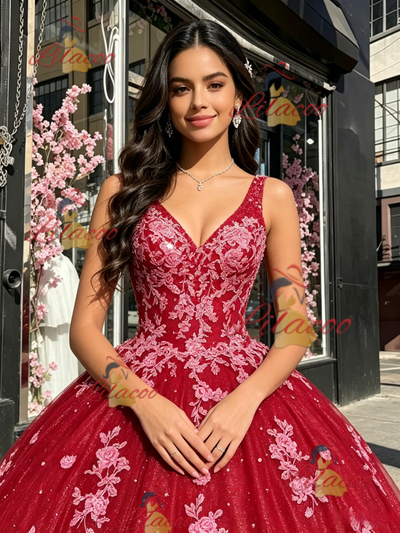 Red V-neck Tulle Appliques Quinceanera Dress