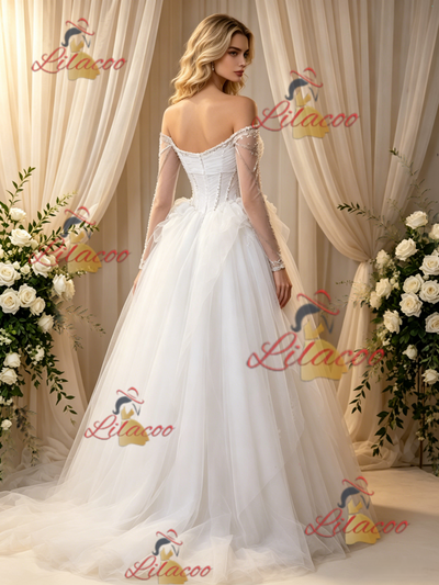White Tulle Long Sleeve Pleats Wedding Dress