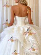 White Tulle Strapless Appliques Wedding Dress