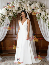 White V-neck Pleats Sleeveless Wedding Dress
