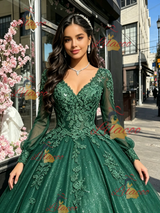 Green V-neck Long Sleeve Appliques Quinceanera Dress