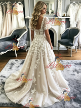 Tulle Square Neck Appliques Wedding Dress