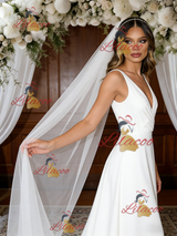 White V-neck Pleats Sleeveless Wedding Dress