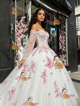 White Tulle Long Sleeve Appliques Quinceanera Dress