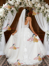 White Tulle Straps Appliques Wedding Dress