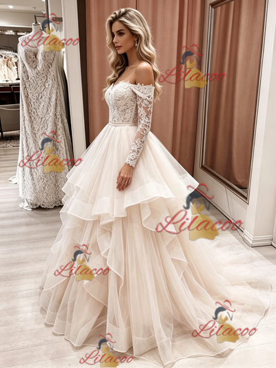 Champagne Tulle Long Sleeve Lace Wedding Dress