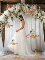 White Tulle Strapless Appliques Wedding Dress