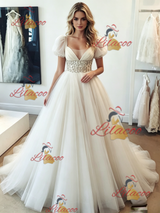 White Tulle V-neck Puff Sleeve Wedding Dress