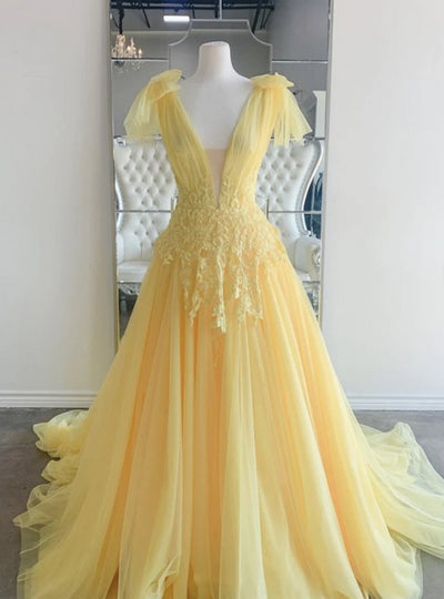 Yellow Tulle V-neck Appliques Prom Dress