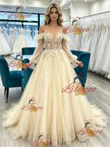 Champagne Tulle Long Sleeve Appliques Prom Dress