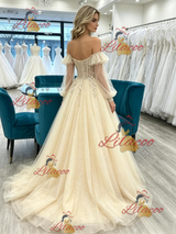 Champagne Tulle Long Sleeve Appliques Prom Dress