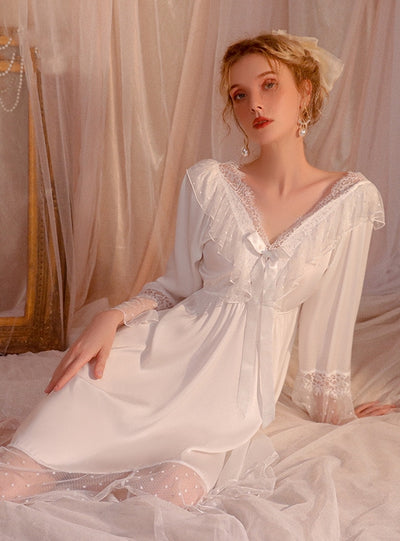 Sexy Backless Polka-dot Long-sleeved Nightgown