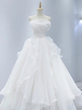 White Tulle Strapless Pleats Wedding Dress