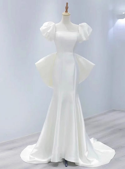 White Mermaid Satin Puff Sleeve Backless Wedding Dress