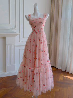 Pink Tulle Embroidered Slim Gauze Dress