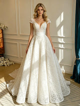 White V-neck Lace Wedding Dress