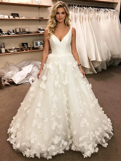 White Tulle V-neck Flower Wedding Dress