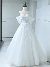 White Tulle Lace Appliques Sweetheart Wedding Dress