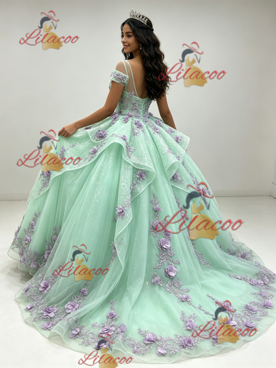 Green Tulle V-neck Appliques Quinceanera Dress
