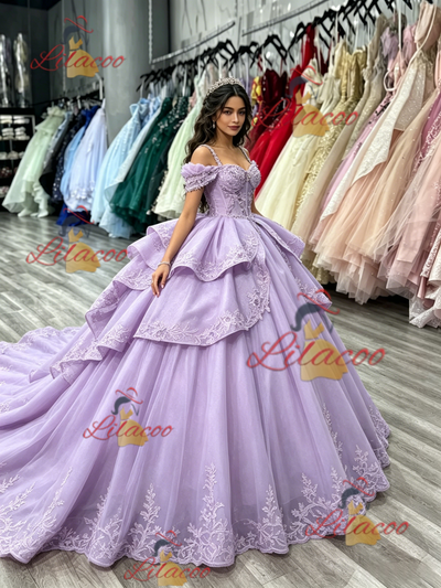 Purple Tulle Spaghetti Straps Appliques Quinceanera Dress