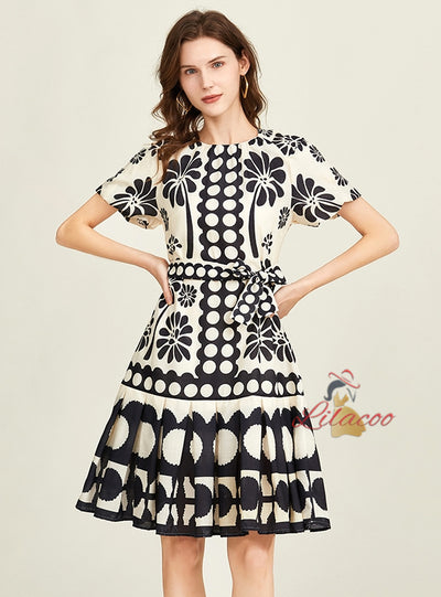 Round Neck Short Sleeve Contrast Printed Dress