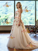 Ivory Tulle Scoop Neck Appliques Wedding Dress