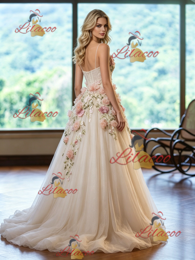 Ivory Tulle Scoop Neck Appliques Wedding Dress