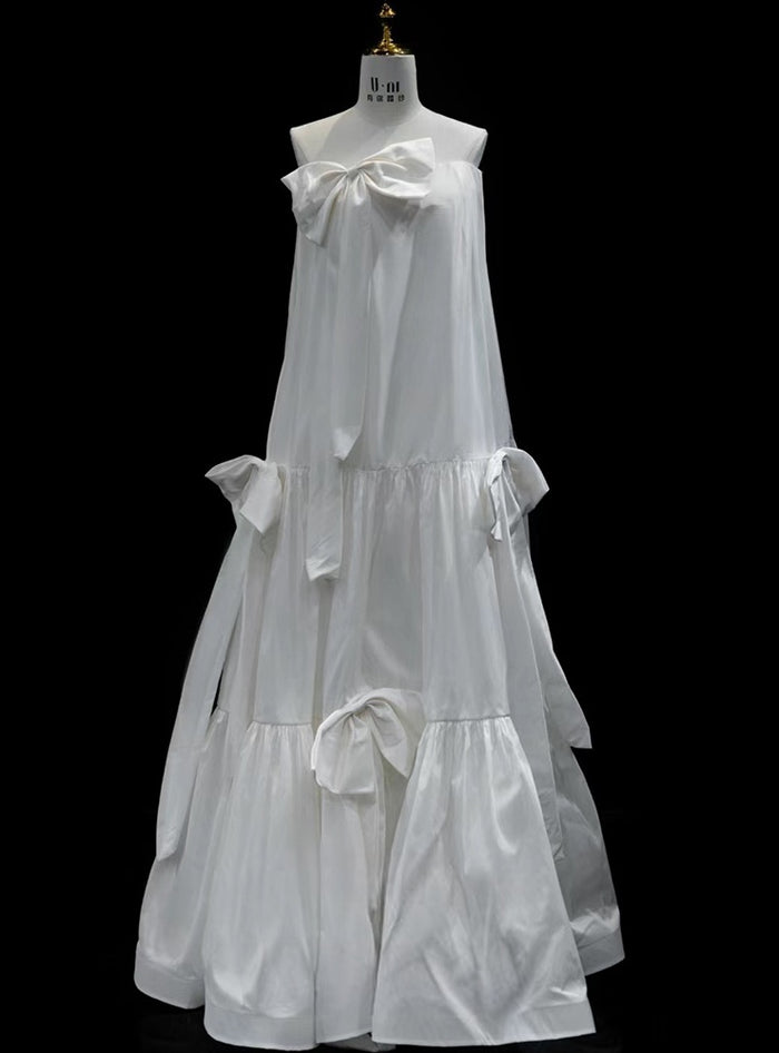 White Satin Strapless Bow Wedding Dress