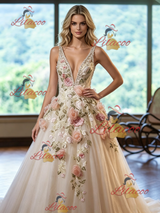 Ivory Tulle V-neck Appliques Wedding Dress