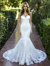White Mermaid Lace Strapless Wedding Dress