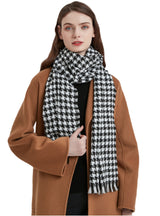 College Wind Houndstooth Scarf
