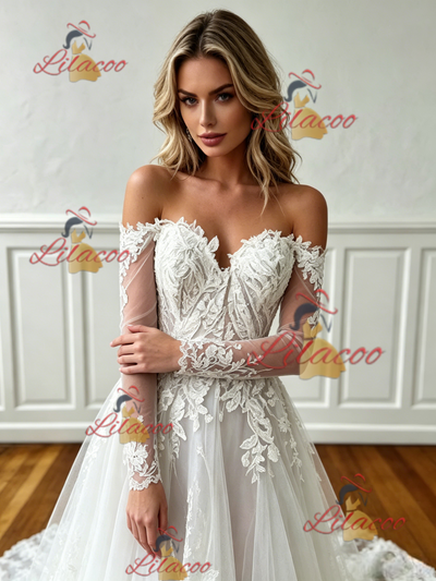 White Tulle Appliques Long Sleeve Wedding Dress