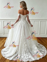 White Tulle Appliques Long Sleeve Wedding Dress