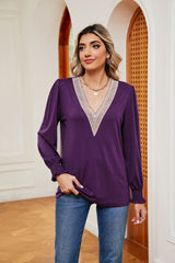 V-neck Lace Stitching Loose Long Sleeve T-shirt