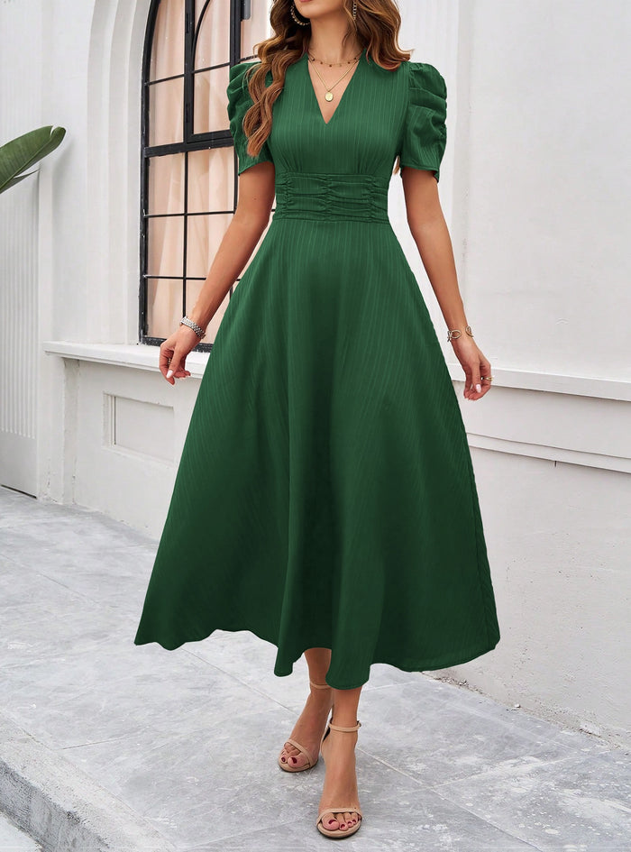 V-neck Solid Color Short Sleeve Dress