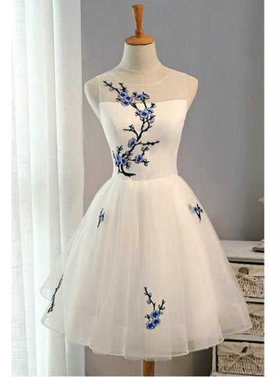 White Tulle Backless Appliques Homecoming Dress