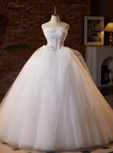 White Tulle Strapless Beading Flower Wedding Dress