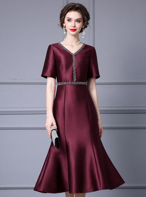 Burgundy Satin V-neck Mother Of The Bride Dress