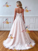 Tulle Appliques Strapless Wedding Dress