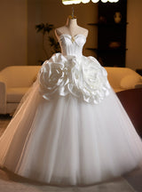 White Tulle Strapless 3D Flower Wedding Dress