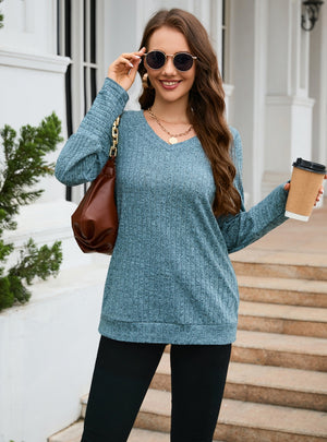Sanded Pit V-neck Solid Color Long Sleeve T-shirt