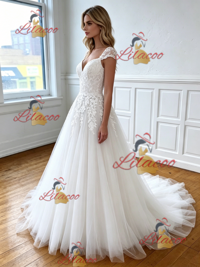 White Tulle Lace Appliques Wedding Dress