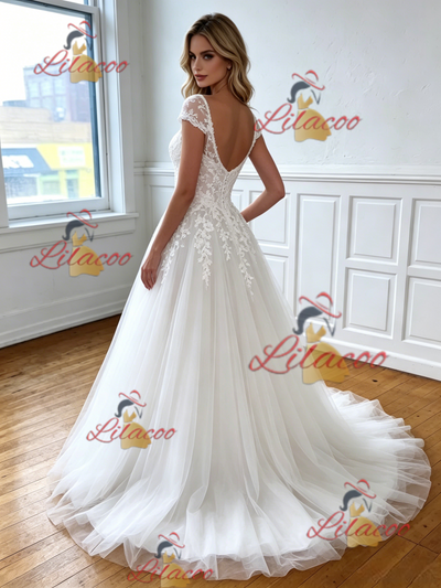White Tulle Lace Appliques Wedding Dress
