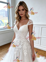 White Tulle Lace Appliques Wedding Dress
