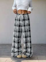 Elastic Black and White Plaid Pant