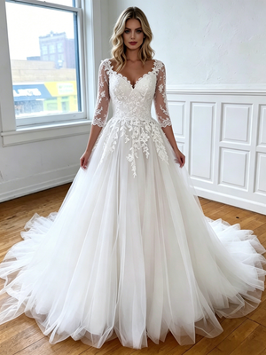 White Tulle Appliques V-neck Appliques Wedding Dress