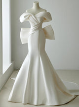 Ivory Mermaid Satin Pleats Bow Wedding Dress